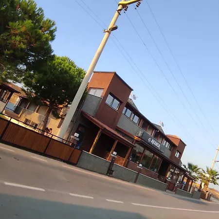 Akarca Butik Ξενοδοχείο με διαμερίσματα *